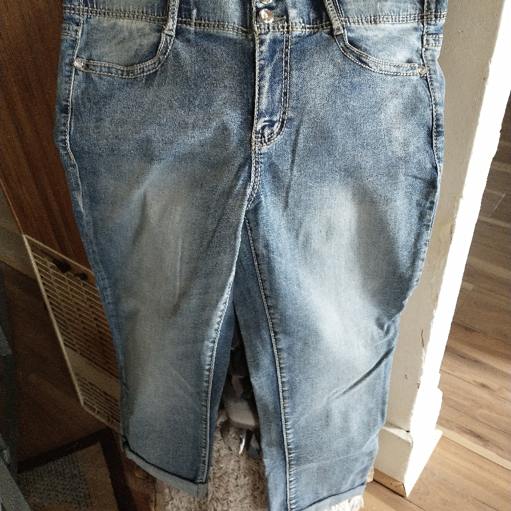 Women's jeans